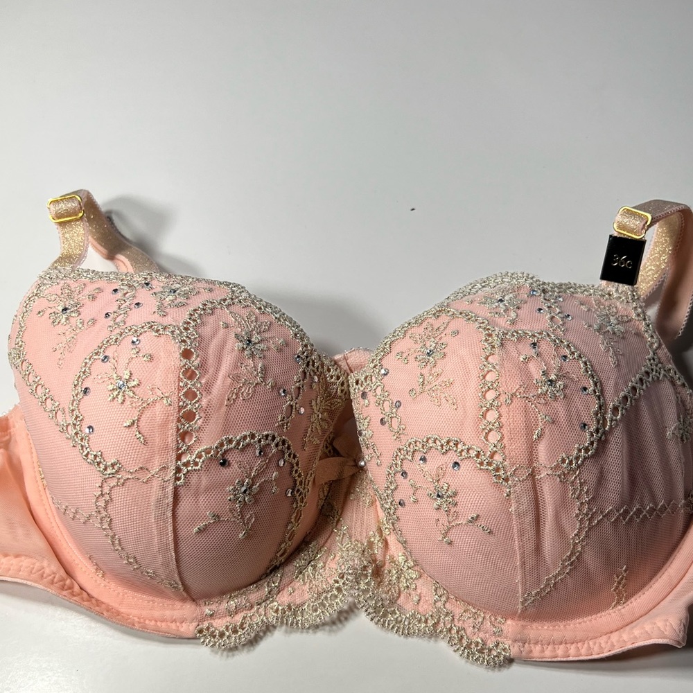 Victoria Secret Lined Demi Underwire 36C